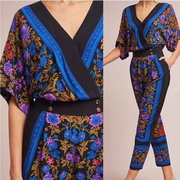Anthropologie - Floral Jumpsuit by Ett Twa Size 4
Short Sleeve Black and Blue - Picture 1 of 9